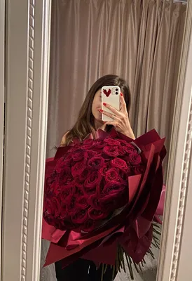 101 роза💘 | Букет цветов девушка, Модные макеты, Розы