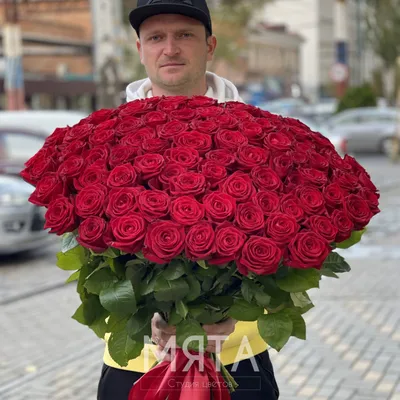 Какие розы лучше подарить девушке