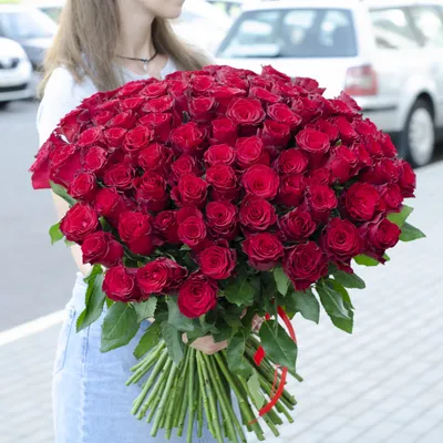 Букет из 101 красной розы, 90 см купить в Киеве: цена, заказ, доставка |  Магазин «Камелия»