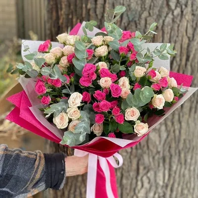 15 кустовых роз с упаковкой купить в Солигорске