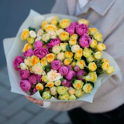 Букет из 15 кустовых роз - Акция на цветы 25 Роз - 2500 руб. Доставка по  Балашихе Бесплатно!!!
