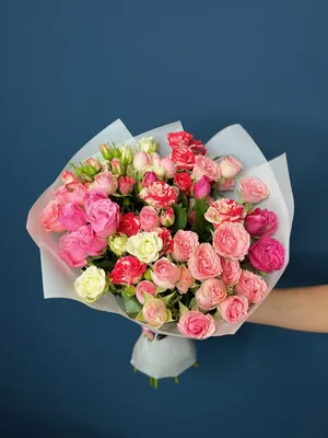 Купить от 15 кустовых роз с доставкой по Днепру - Заказать букет \" Грация\"в  интернет-магазине Royal-Flowers.dp.ua