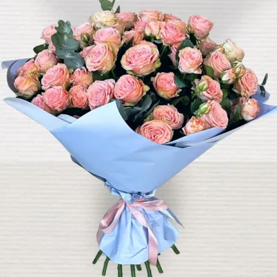 Купить букет из 15 пионовидных кустовых роз в Липецке