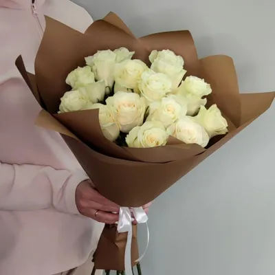 15 Роз «Ред Наоми» с бесплатной доставкой по Москве, цена 37500 руб. ❁  ArenaFlowers
