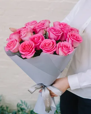 17 белых роз – купить с доставкой в Москве по низкой цене