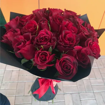 Купить Букет из 21 розы в оформлении по цене 5250₽ доставка в Рязани |  http://Cvetnik62.ru