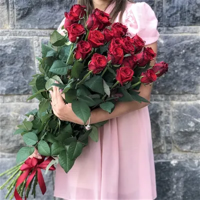 Букет 21 метровая роза заказать в интернет-магазине Роз-Маркет в Краснодаре  по цене 4 300 руб.