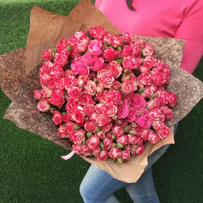 Букет 21 роза белая Аваланч 50см - Доставкой цветов в Москве! 24149  товаров! Цены от 487 руб. Цветы Тут