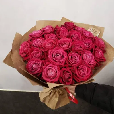 Букет 21 роза спрей малиновая - Доставкой цветов в Москве! 19137 товаров!  Цены от 487 руб. Цветы Тут