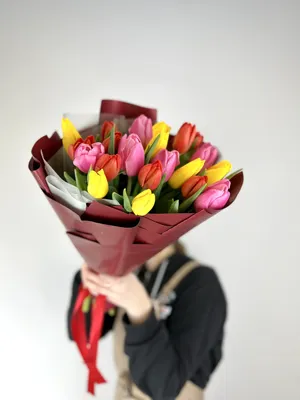 21 разноцветный тюльпан - купить в Москве по цене 3390 р - Magic Flower