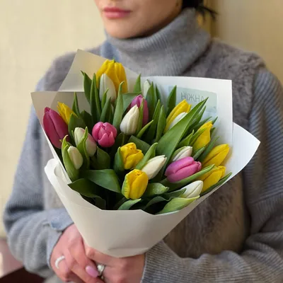 101 яркий тюльпан в букете за 21 190 руб. | Бесплатная доставка цветов по  Москве