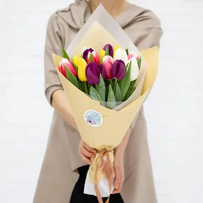 21 тюльпан в букете «Цветное мгновение» цена 1 680 грн купить букет с  доставкой по Львову - Kvitna - Тюльпан