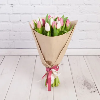 Букет из 21 розового тюльпана - купить в Москве по цене 3390 р - Magic  Flower