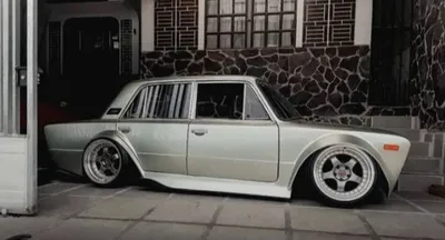 Жигуль» объединился с природой»: Тюнинг «LADA Клумба-2106» высмеяли в сети  | 27.02.2019 | Владивосток - БезФормата