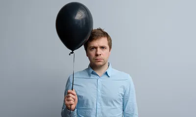 Покупка подарков: К 23 февраля К 8 марта / 23 февраля :: 8 марта :: подарки  :: несправедливость / смешные картинки и другие приколы: комиксы, гиф  анимация, видео, лучший интеллектуальный юмор.