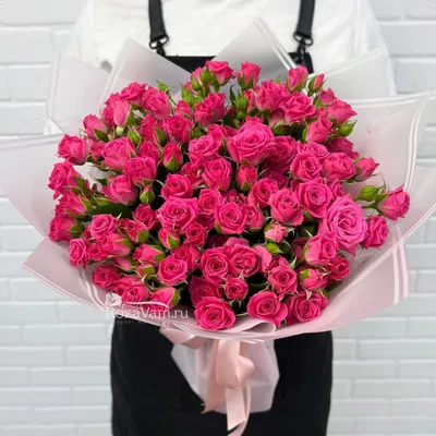 Букет из 25 кустовых роз - Доставкой цветов в Москве! 20788 товаров! Цены  от 487 руб. Цветы Тут