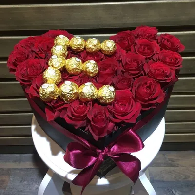 Красивый букет из 27 садовых роз по цене 9476 руб. заказать с доставкой по  Москве - свежие цветы от интернет-магазина \"Во имя розы\"
