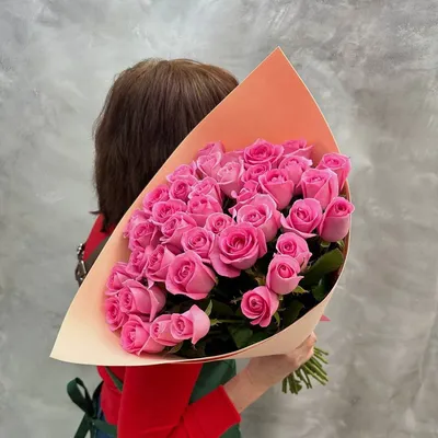 Букет из 39 розовых кенийских роз (40 см) за 4290р. Позиция № 1226