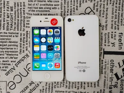 iPhone 4 In 2023! (Still Worth It?) (Review) - YouTube