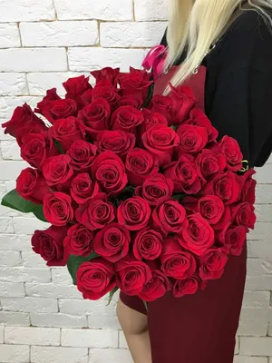 51 роза 50 см. доставка в Улан-Удэ | «Цветочный BAZAAR»