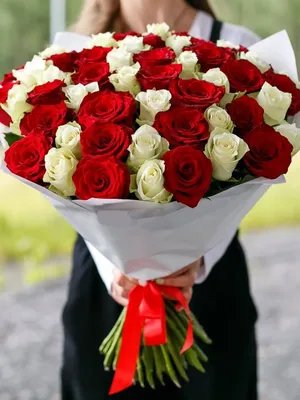 51 красная роза (50 см) заказать с доставкой в Челябинске - салон «Дари  Цветы»