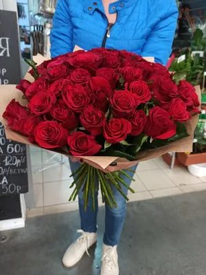 51 красная и розовая роза от Lotlike.ru. Купить цветы