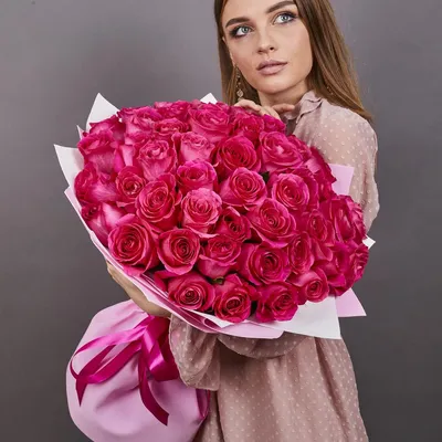 Букет 51 роза Топаз (Эквадор) 60 см купить по цене 8970.00 руб. с доставкой  по Туле – интернет-магазин «Расцветочка»