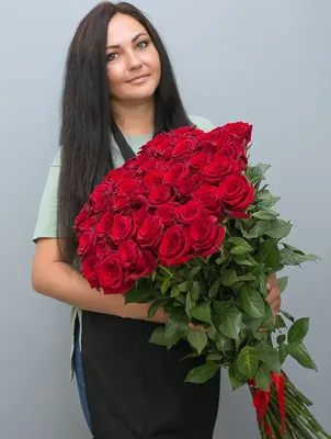 Букет 51 красная роза 80 см. с доставкой в Таллине, Эстонии - Roses.ee