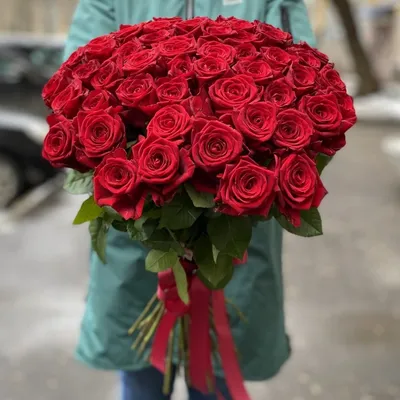 Букет 51 белая роза 80 см купить недорого с доставкой в Челябинске