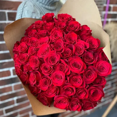 51 красная роза Маричка, 80 см купить в Киеве: цена, заказ, доставка |  Магазин «Камелия»