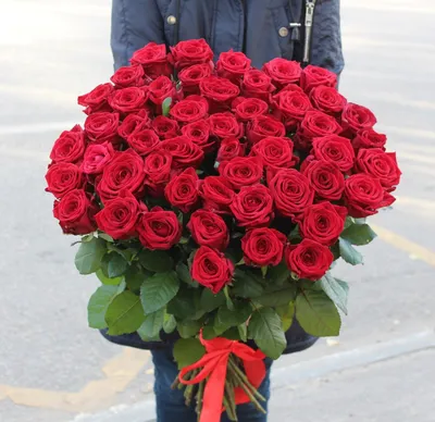 Букет 51 роза Джумилия Премиум, 80 см - Доставкой цветов в Москве! 19169  товаров! Цены от 487 руб. Цветы Тут