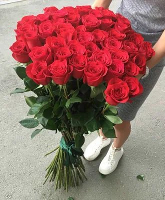 Букет 51 роза (110 см) заказать с доставкой в Челябинске - салон «Дари  Цветы»