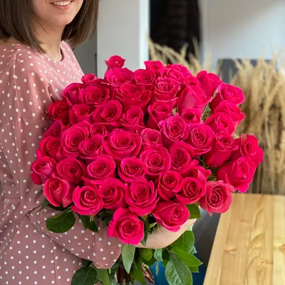 Букет 51 роза в оформлении - купить с доставкой в Кирове / Мир цветов