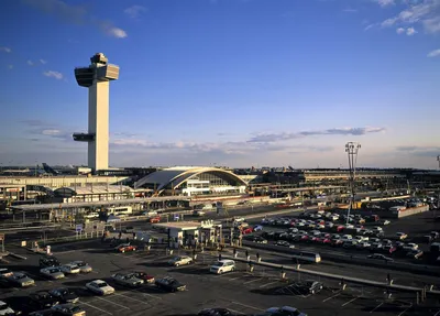 Аэропорт джона кеннеди Нью-Йорка терминала отеля Twa Редакционное  Фотография - изображение насчитывающей пассажиры, соединено: 181027067