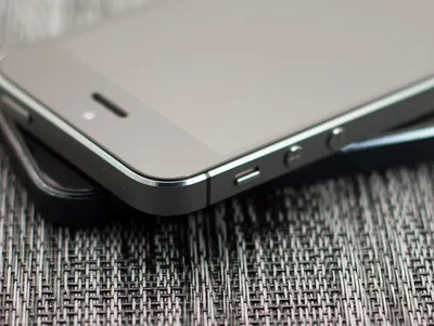 Review: iPhone SE is just a (really nice) phone for a great price (with a  few oddities) - 9to5Mac