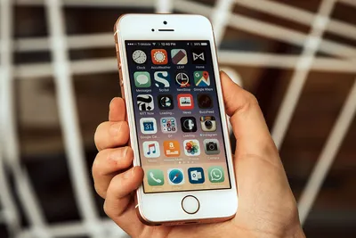 The 2024 iPhone SE could get a Big Redesign with a Camera Notch, FaceID,  and USB-C - Yanko Design