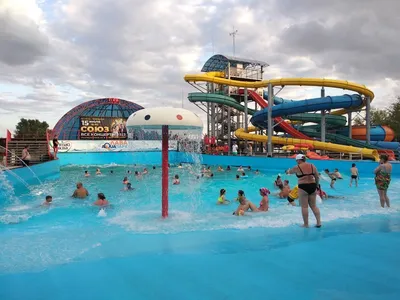 В Яровом открылся первый в Сибири аквапарк - KP.RU