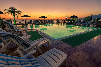 Отель Alex Beach Hotel (Алекс Бич) Абхазия Гагра | Официальный сайт  бронирования | Отдых в Абхазии Гаграх