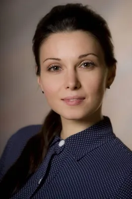 Фото голливудской актрисы Александры Урсуляк: webp для загрузки