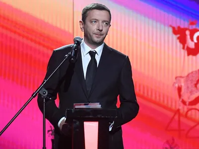 Удивите ваших друзей Алексеем Аграновичем на обоях