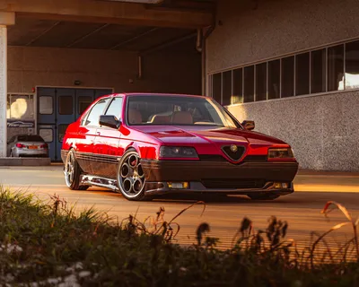 Alfa Romeo 164 Restomod Looks Gorgeous With Telephone-Dial Wheels And  Carbon Bodykit | Carscoops