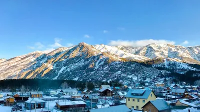 Алтай зимой, профессиональное фото, 4…» — создано в Шедевруме