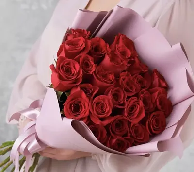 Алые розы 80 см - купить букет с доставкой в Санкт-Петербурге