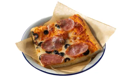 В чем отличия американской и итальянской пиццы?