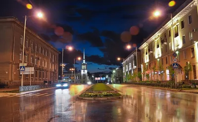 АНГАРСК | Город мозаик | Большой и красивый Сталинский центр - YouTube