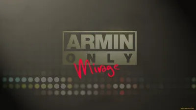 Обои на рабочий стол Armin Van Buuren / Армин ван Бюрен в белом костюме  сидит на белом кресле закинув ногу на ногу и сложив руки перед своим лицом,  обои для рабочего стола,