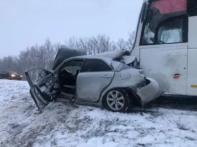 Два ВАЗа столкнулись в «лобовую» на Гая, пострадал пассажир