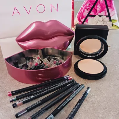 Look How CUTE!! Lip-Shaped Keepsake Tin Filled with Avon Lipstick Samples!  – Jfay's Beauty Blog