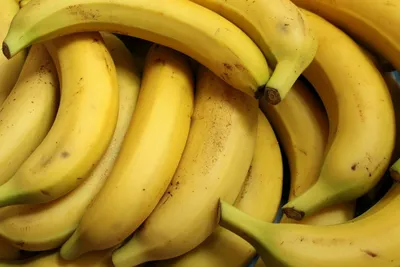 Желтый, зеленый или коричневый? Какого цвета банан принесет больше пользы -  MagadanMedia