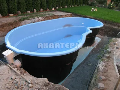 Бассейны с чашей из стекловолокна в Запорожье бассейн из пластика
